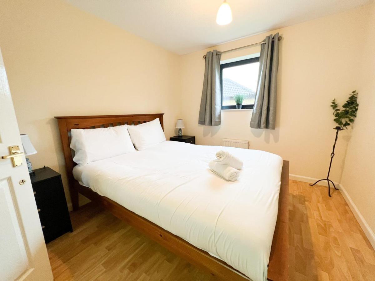 2 Bedroom - River Clyde Home - Parking 格拉斯哥 外观 照片