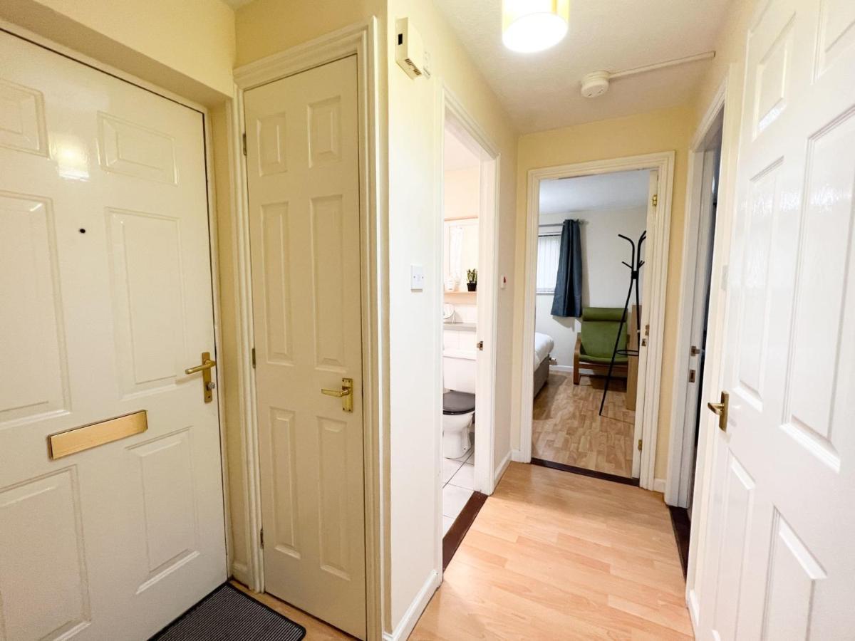 2 Bedroom - River Clyde Home - Parking 格拉斯哥 外观 照片